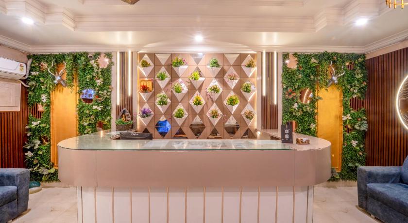 Hotel Ajaya – Varanasi, VA