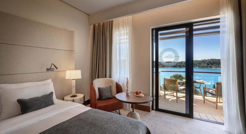 Image of Premium Accessible Room 4