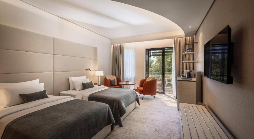 Image of Premium Double or Twin Room 4