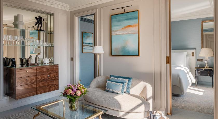 Image of Executive Suite 4