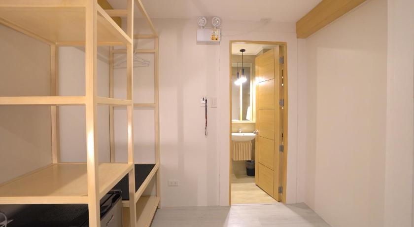 Image of Premier Single Room 8