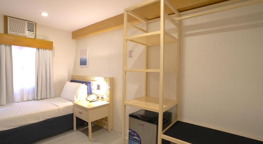 Image of Premier Single Room 6