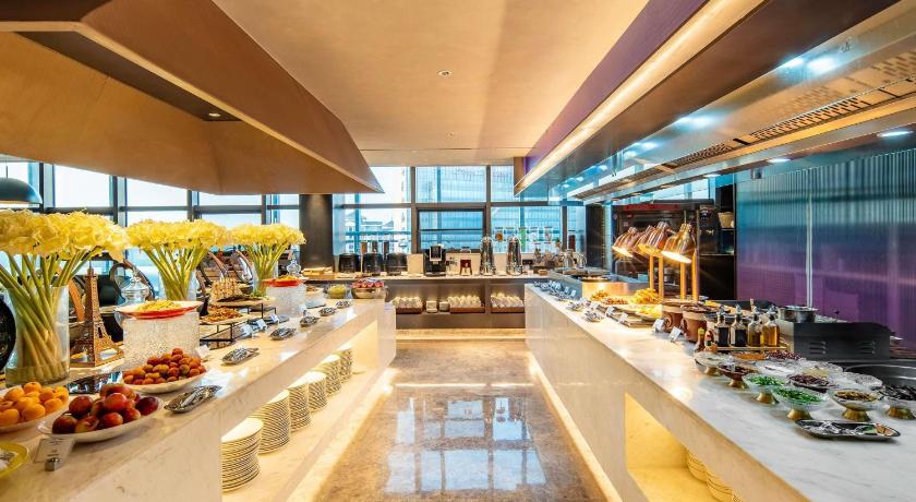 Novotel Kunming City Center - image 10