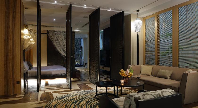 Image of Deluxe Double Room - Check-In After 9:00 PM 15