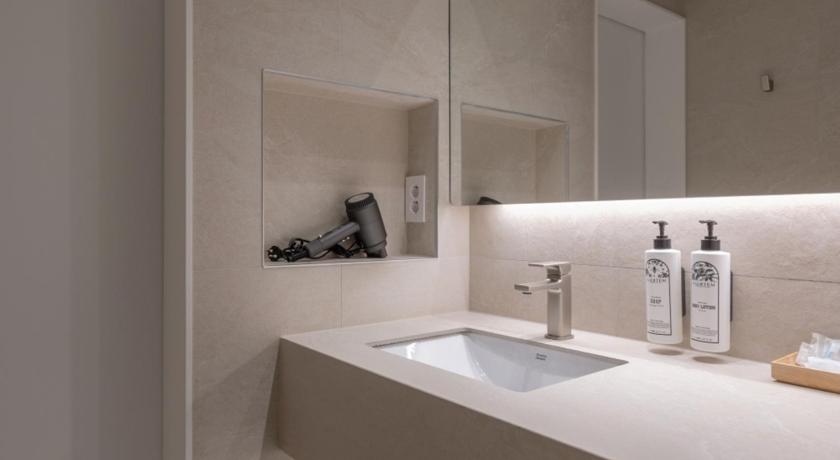 Image of Suite Twin Room 7