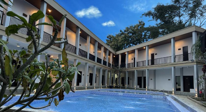 Tampilan Bwalk Hotel & Villa Malang