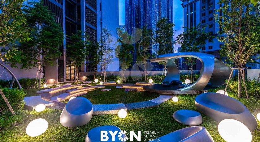 Scarletz Suites by BYON - image 2