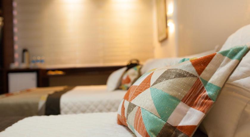 Image of Standard Twin Room 10
