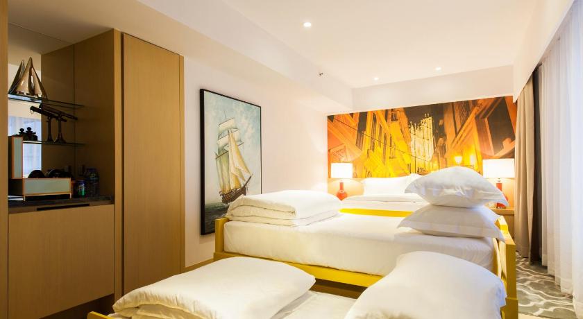 Image of Family Room 3