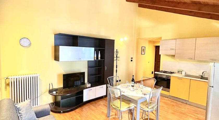 Elegante loft nel centro storico di Savigliano