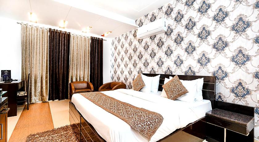 Luxury Rooms