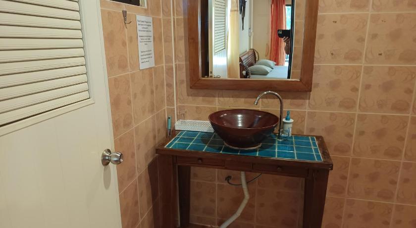 Image of Deluxe Bungalow with Fan 16