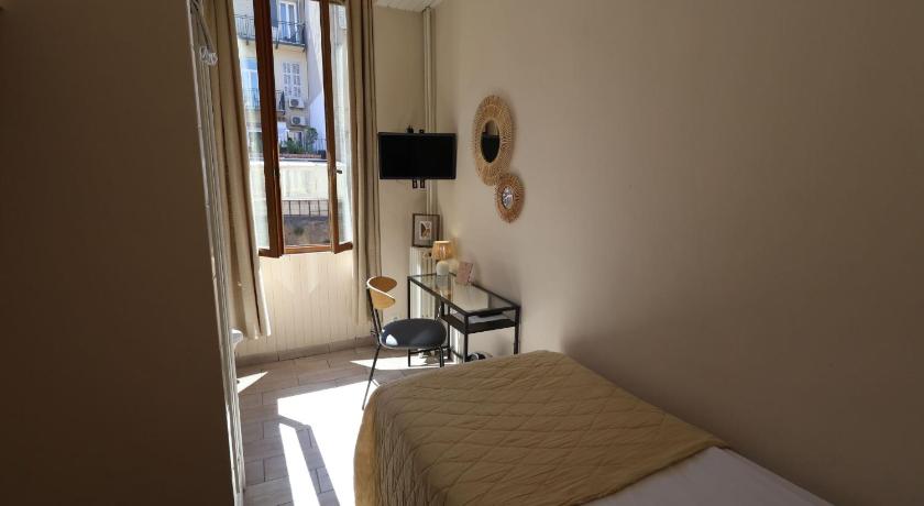Image of Single Room 3