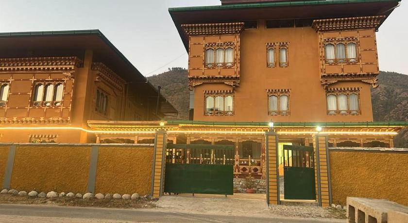 Tshang Tshang Villa - image 13
