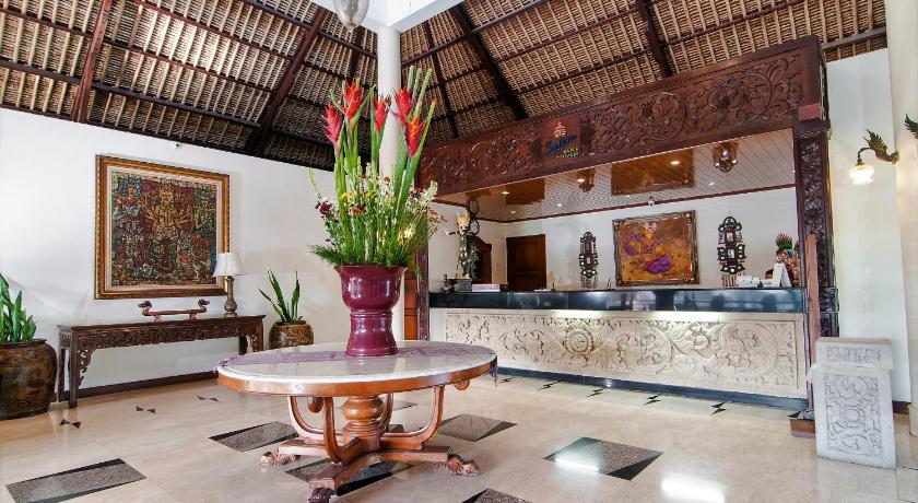 a large room with a large clock on the ceiling, Sativa Sanur Cottages Hotel in Bali