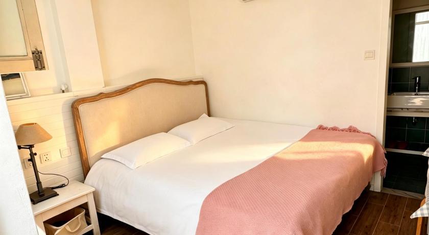 Image of Standard Twin Room 7