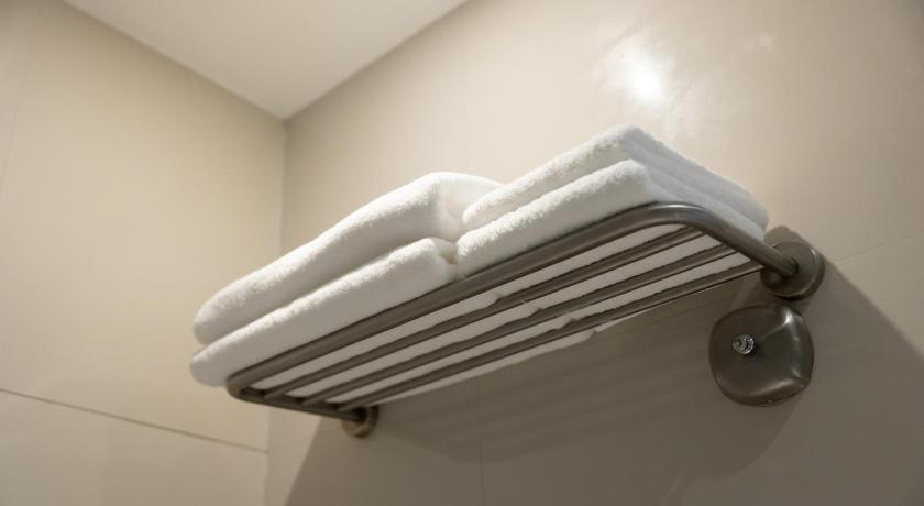 Image of One-Bedroom Suite 15
