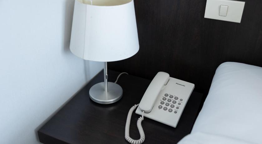 Image of One-Bedroom Suite 14