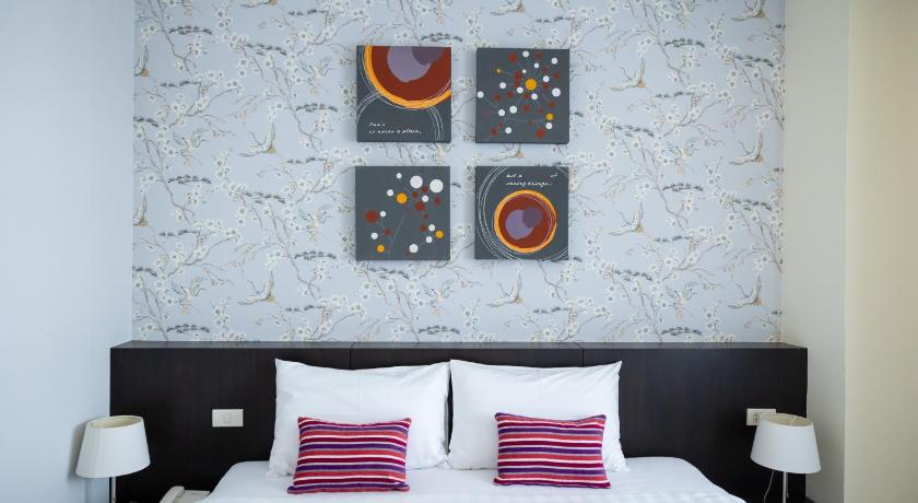Image of One-Bedroom Suite 3