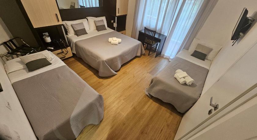Image of Quadruple Room 0