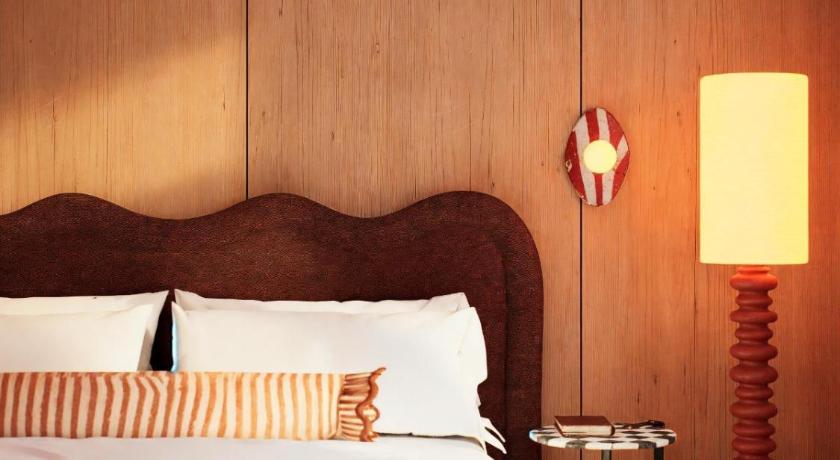 Image of Deluxe Double Room 4