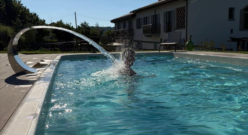 Cà d'Rita Monferrato - Viognier con sauna interna e idromassaggio e piscina esterni