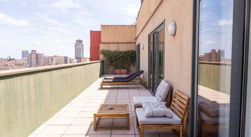 Image of Suite with City View 1