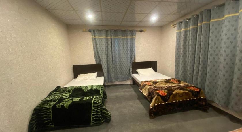 Skardu Night Inn