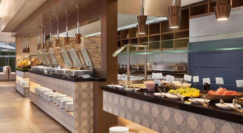 Novotel Dubai Gold District - image 5