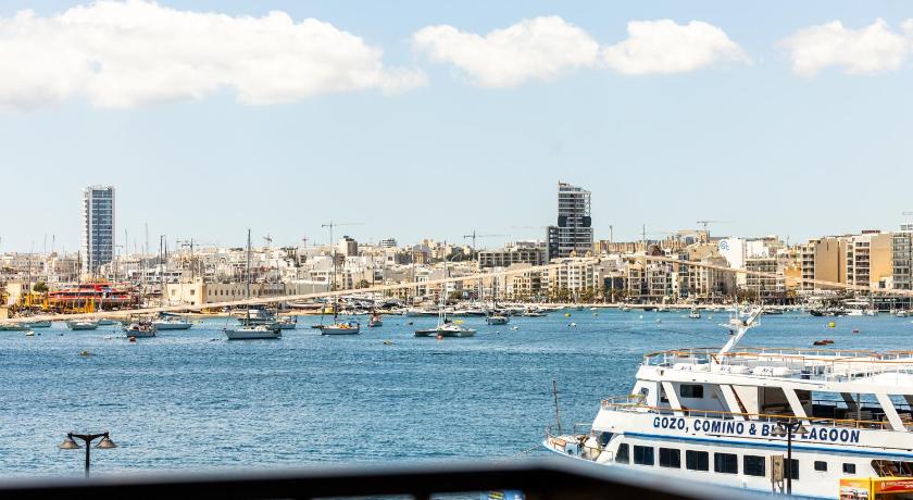 Nima Suites