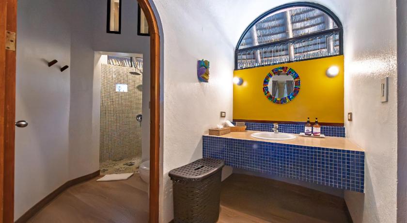 Image of Prima Villa Mountain View 2