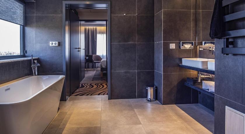 Afbeelding van Executive room with double bed 11