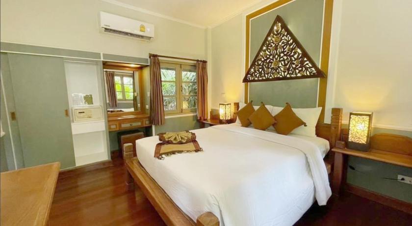 Image of Deluxe Bungalow 7