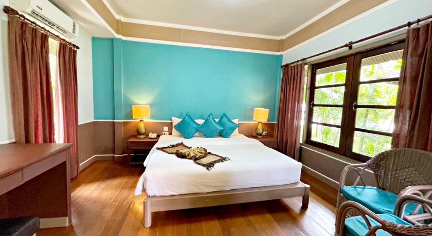 Image of Deluxe Bungalow 12