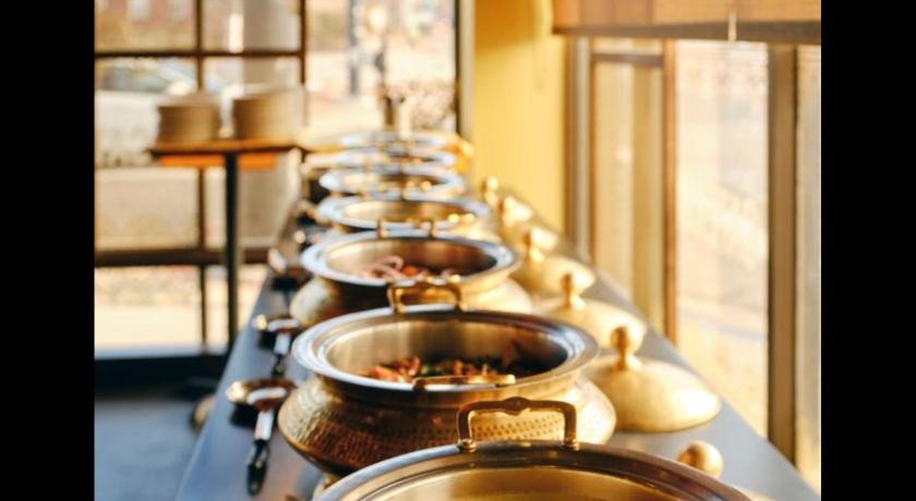 Hotel Starline near Iffco Chowk Metro, Gurgaon – Gurgaon, NY