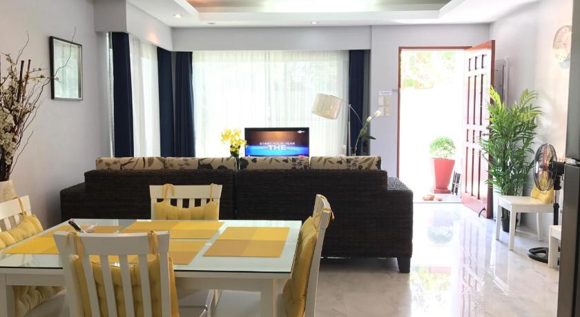 Image of Execuitve Suite 12