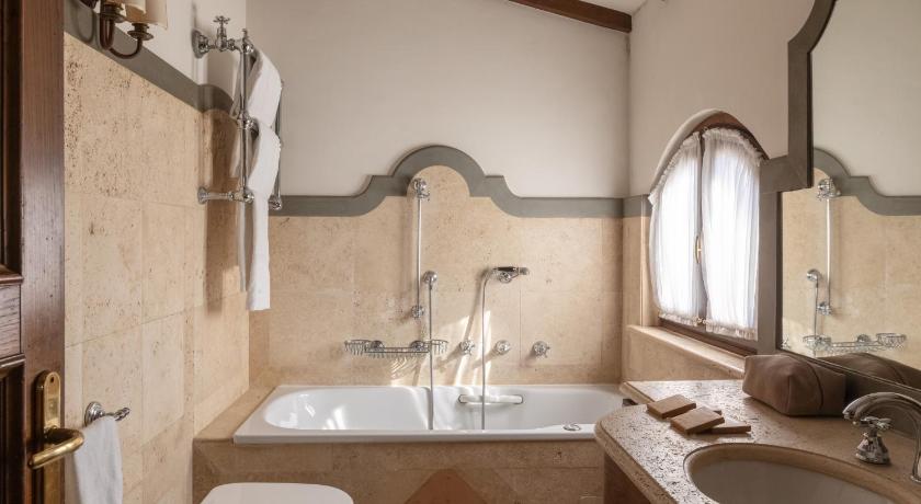 Фото: Люкс Master - Башня (Master Suite - Tower) 8