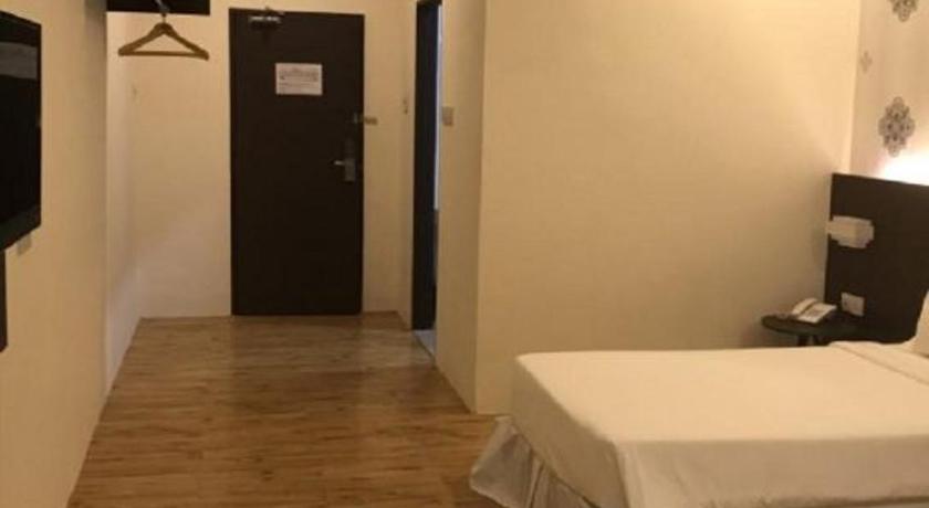 Image of Standard Twin Room 2