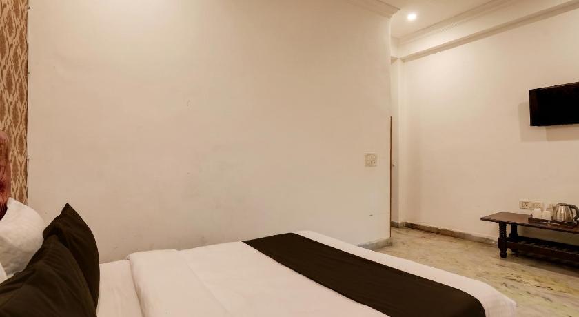 Townhouse Johri Enclave Metro Station Formerly Second Home - image 41