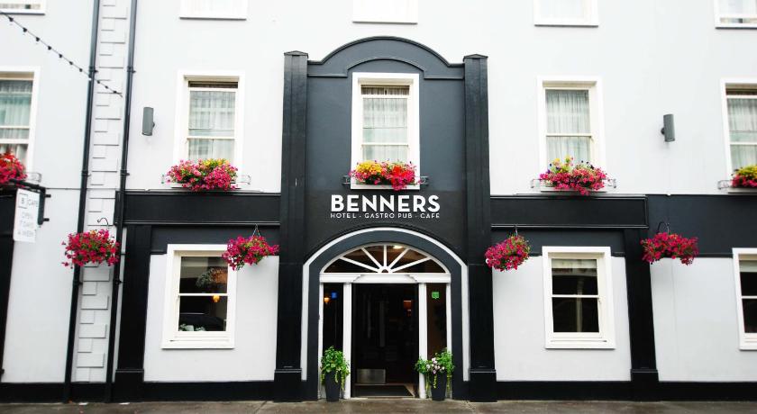 Tralee Benners Hotel