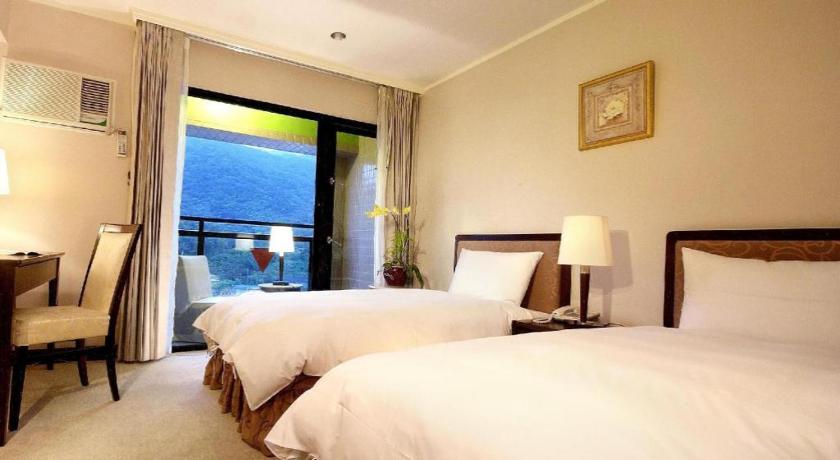 Sun Spring Resort – Jiaoxi, WV