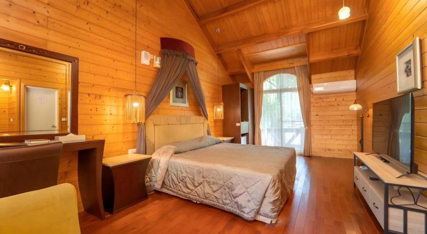 New Era Art Resort and Spa - image 2