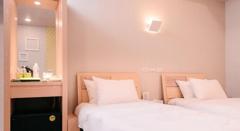 Image of Deluxe Twin Room 7