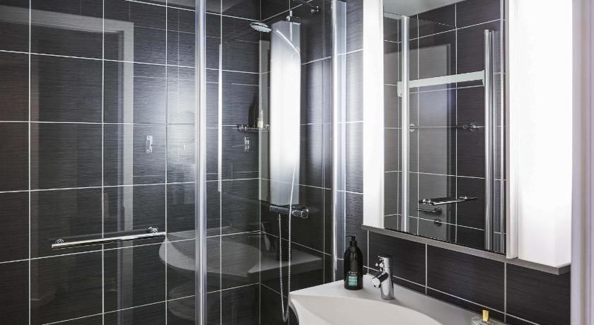 Image of Apartment with Three Single Beds 1
