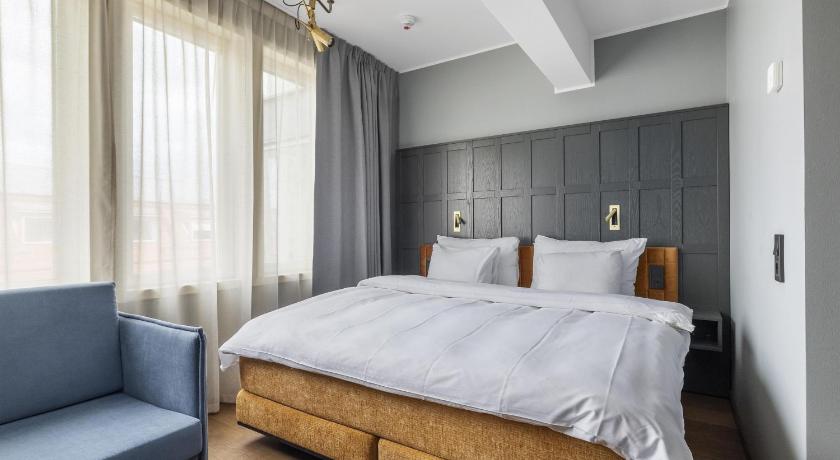 Image of Deluxe Room 3