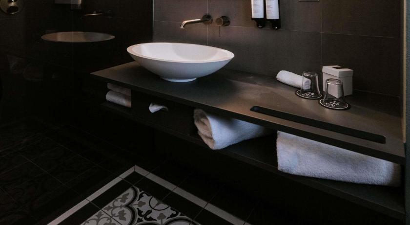 Image of Executive Room 9