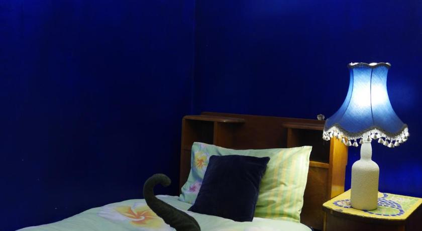 Image of Single Room 0