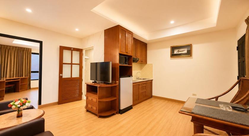 Image of One Bedroom Terrace Suite 6