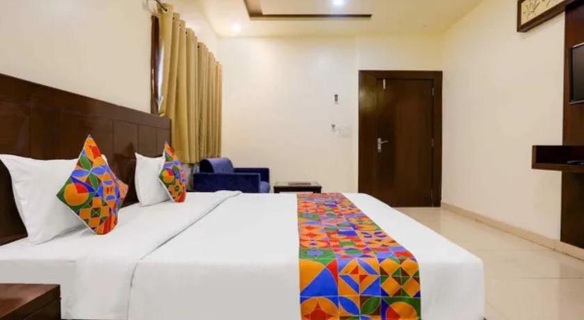FabHotel Prime Nirmal Residency - image 27