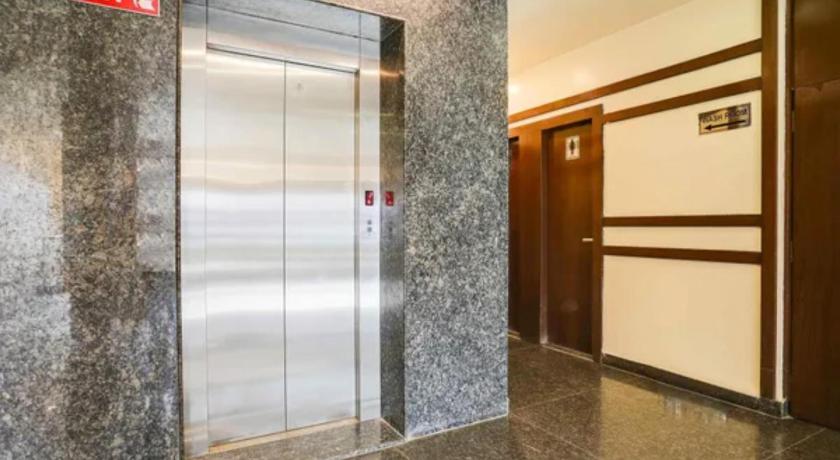 FabHotel Prime Nirmal Residency - image 20
